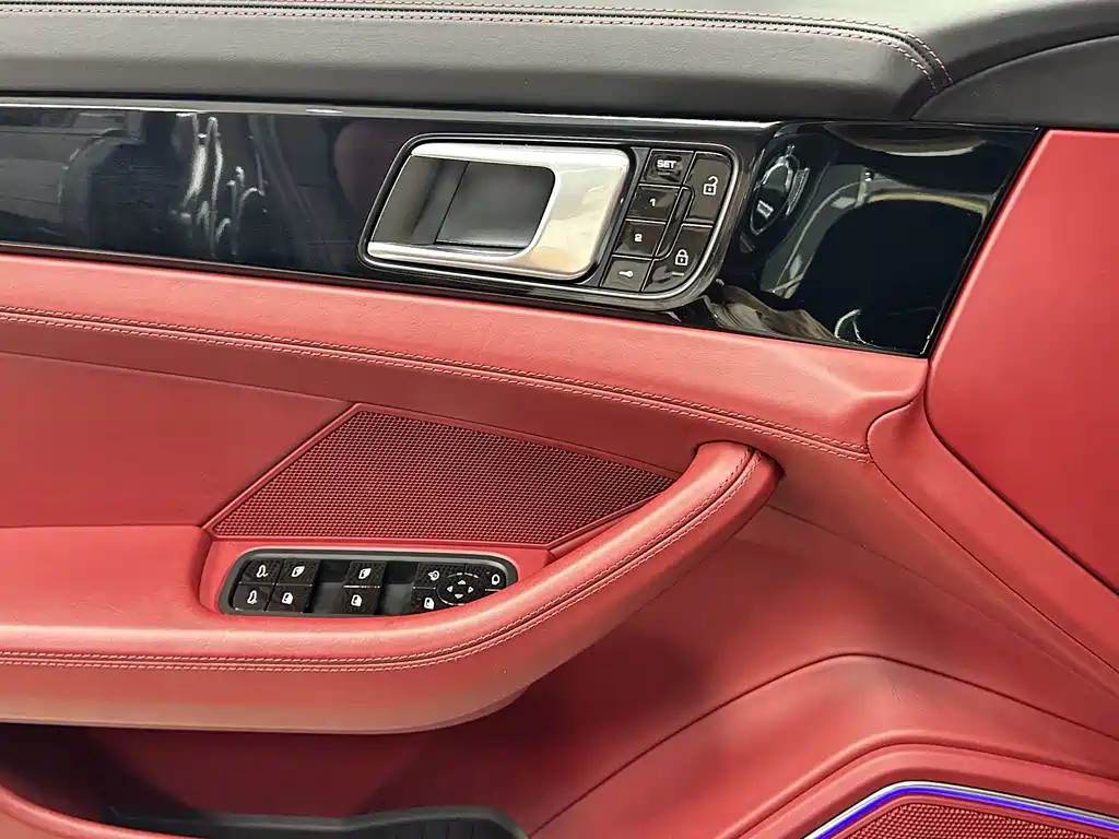 Porsche Panamera — миниатюра 23