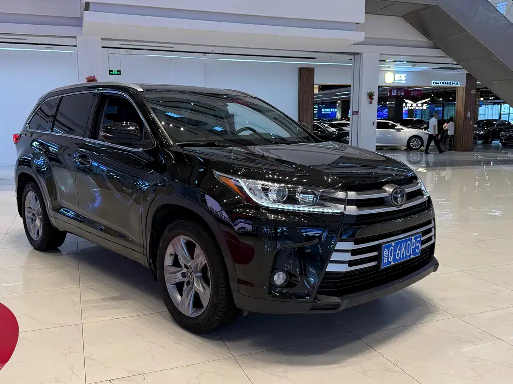 Toyota Highlander — миниатюра 6