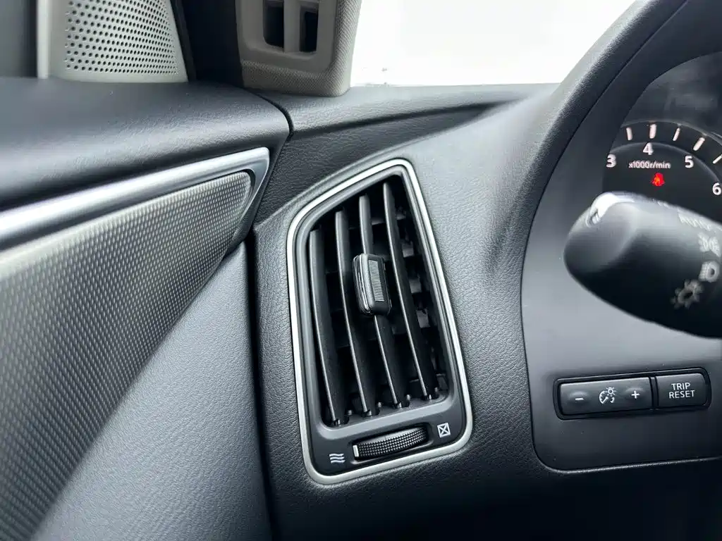 Infiniti Q50L — миниатюра 13