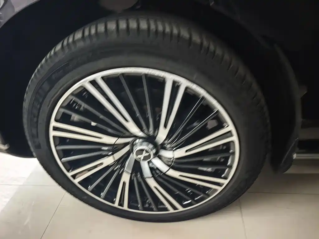 XPeng G9 — миниатюра 15