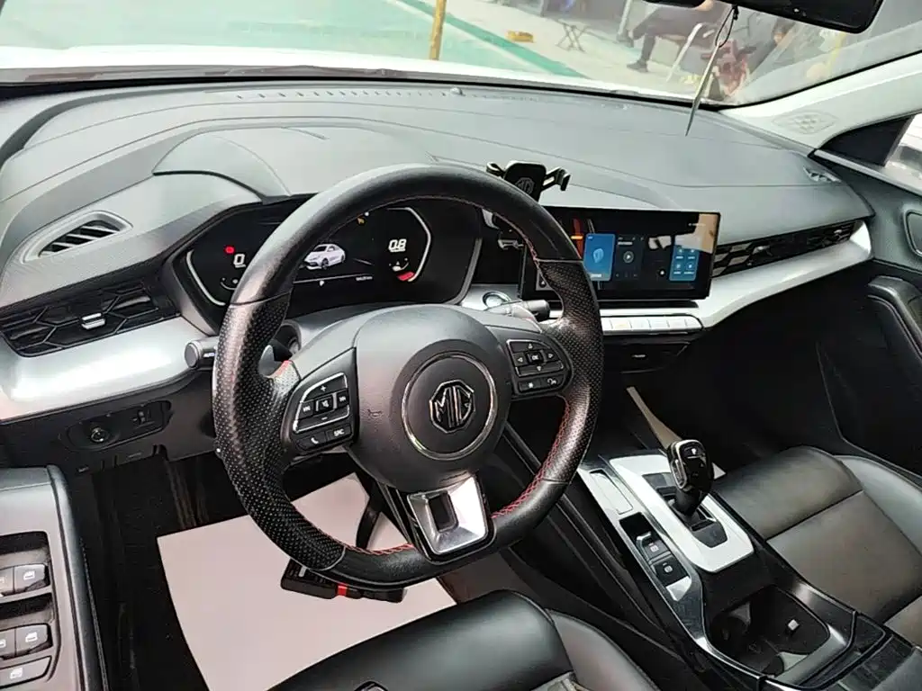 MG MG5 — миниатюра 10