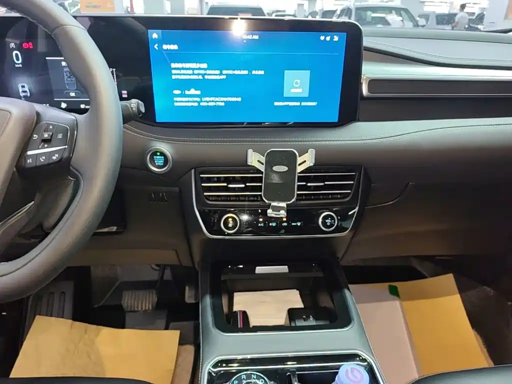Ford Edge — миниатюра 13