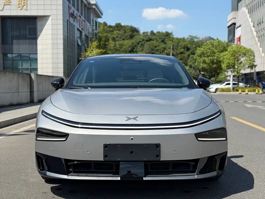 XPeng P7+ — миниатюра 2