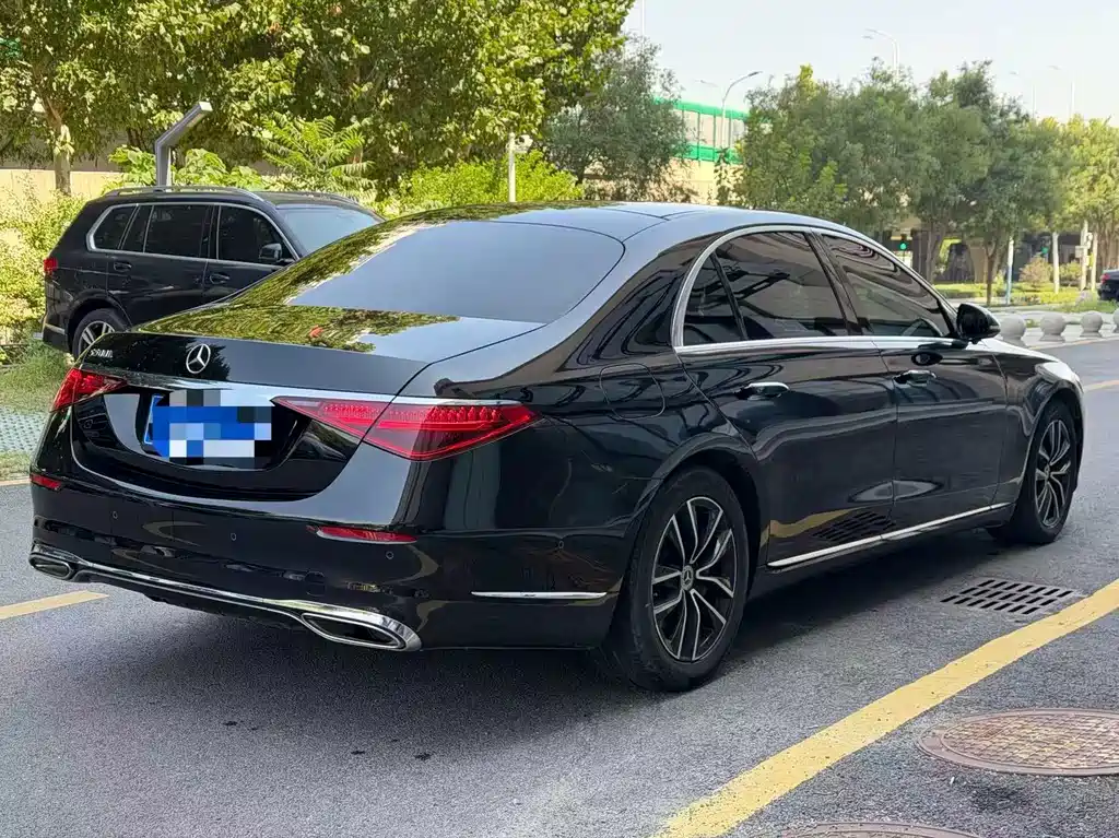 Mercedes-Benz S-Class — миниатюра 6