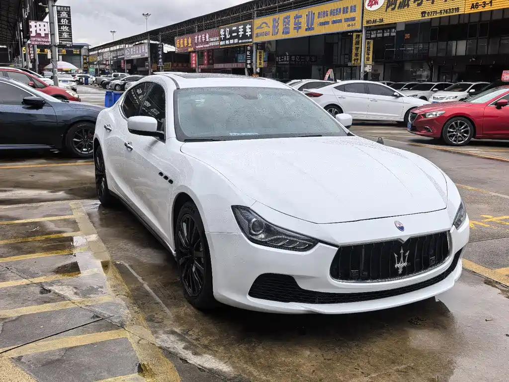MASERATI GHIBLI