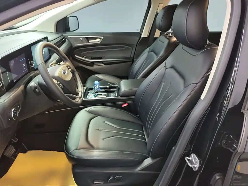 Ford Edge — миниатюра 15