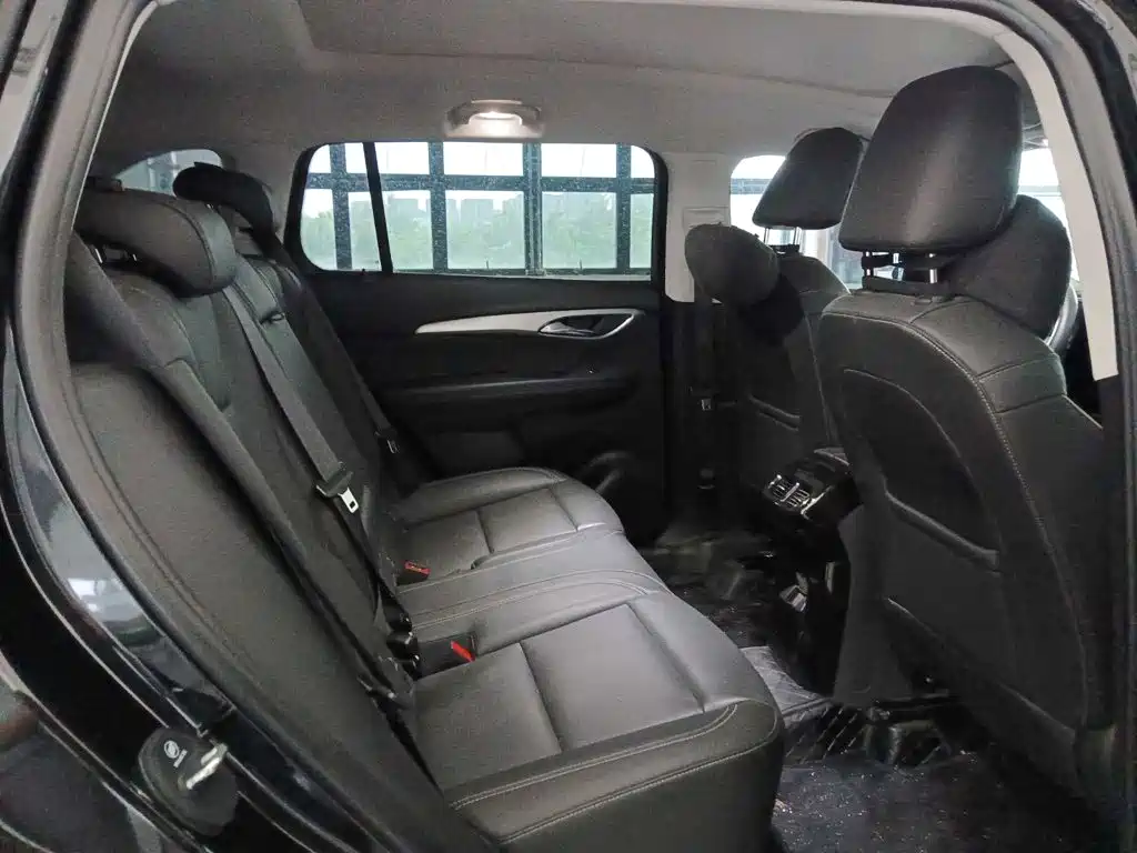 Buick Envision Plus — миниатюра 10