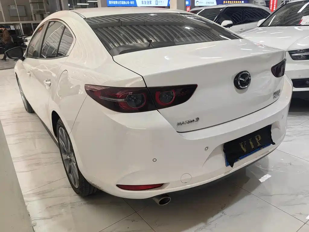 MAZDA 3 ANGKESAILA