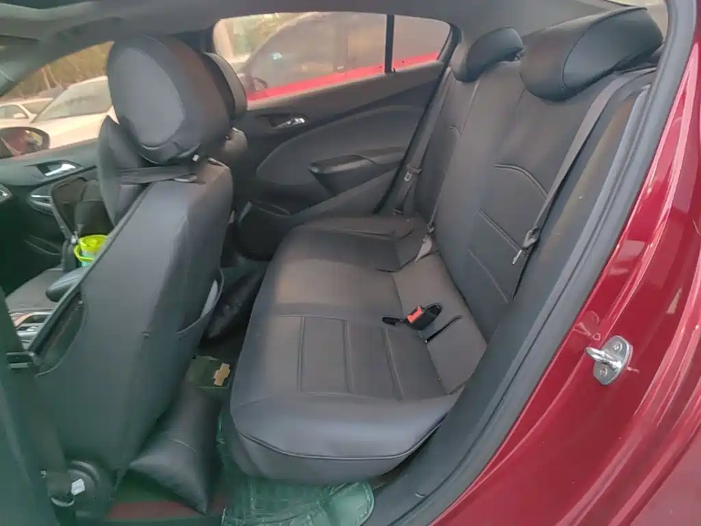 Chevrolet Cruze — миниатюра 17