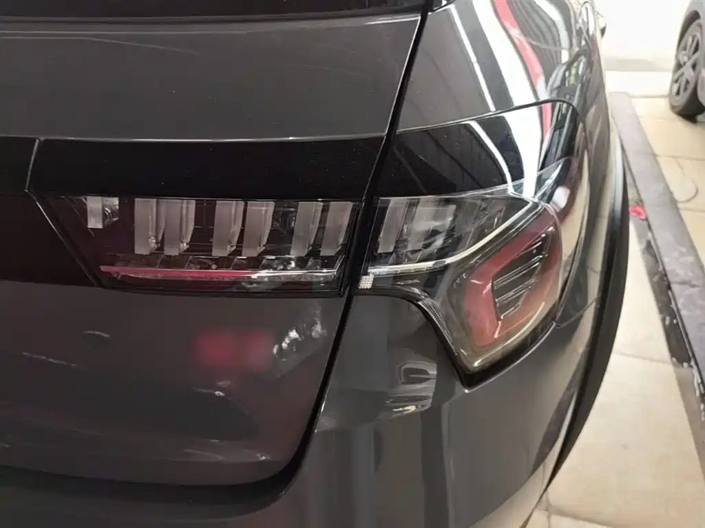 Lynk & Co 02 2018 1.5T DCT Pro V