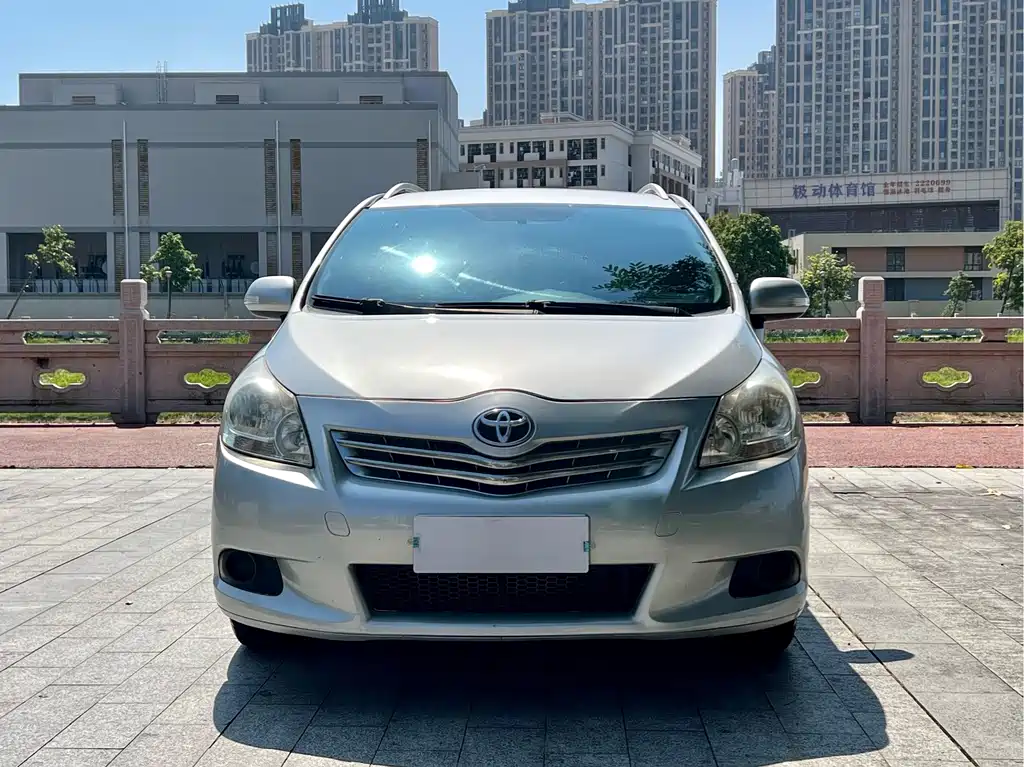 Toyota Verso — миниатюра 2