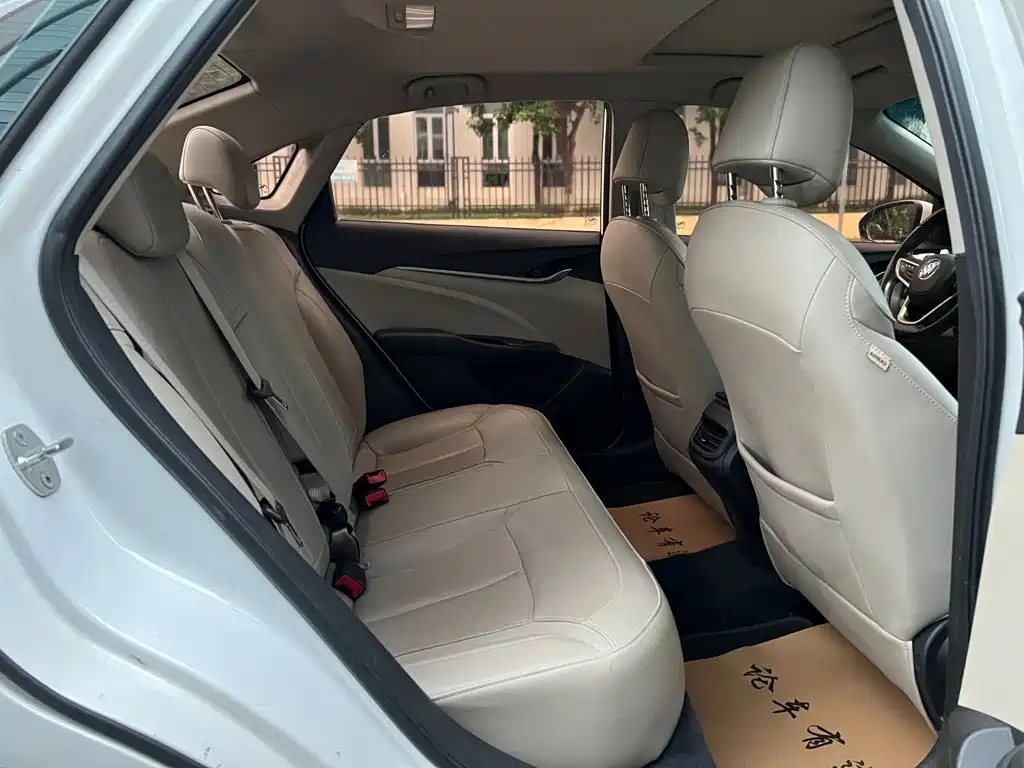 Buick Excelle — миниатюра 19