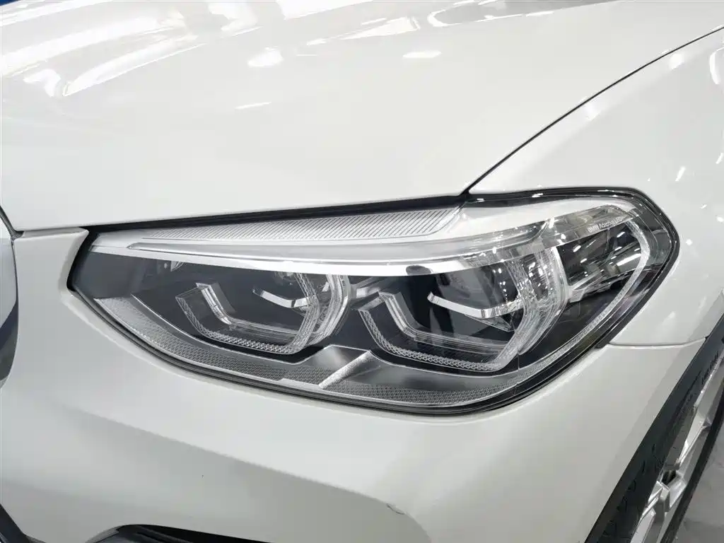 BMW X3 2021 xDrive28i Luxury