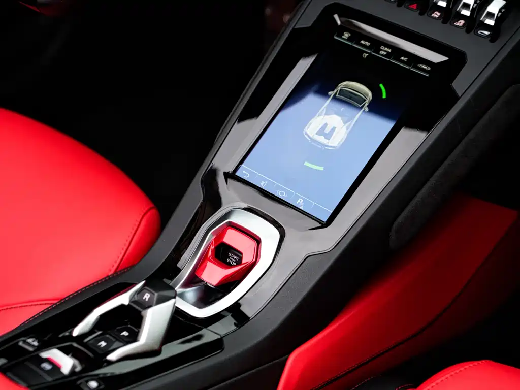 LAMBORGHINI HURACÁN