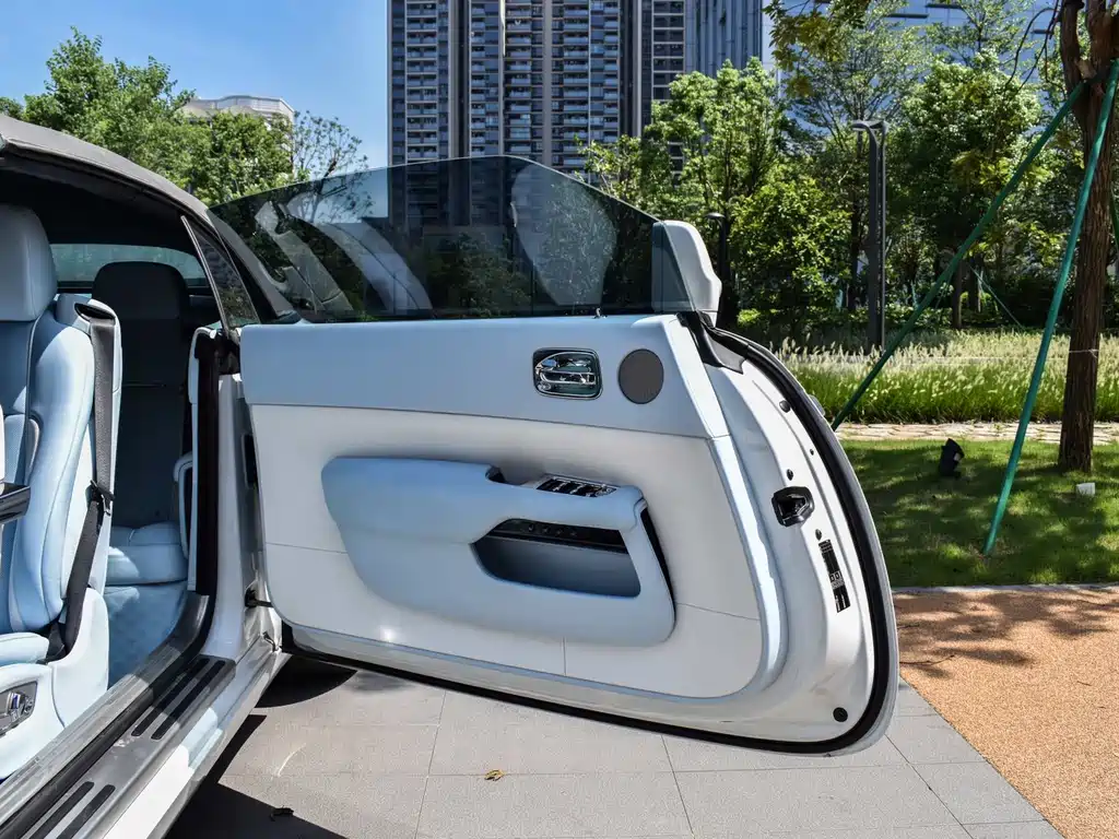 ROLLS-ROYCE YAO YING