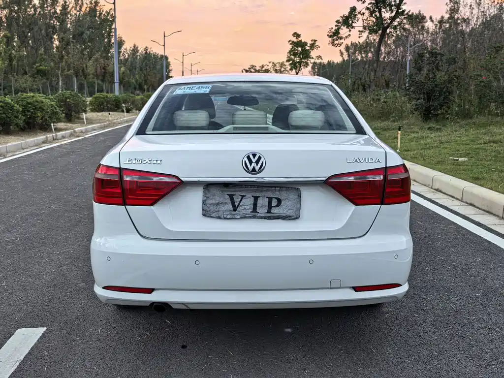 Volkswagen Lavida — миниатюра 19