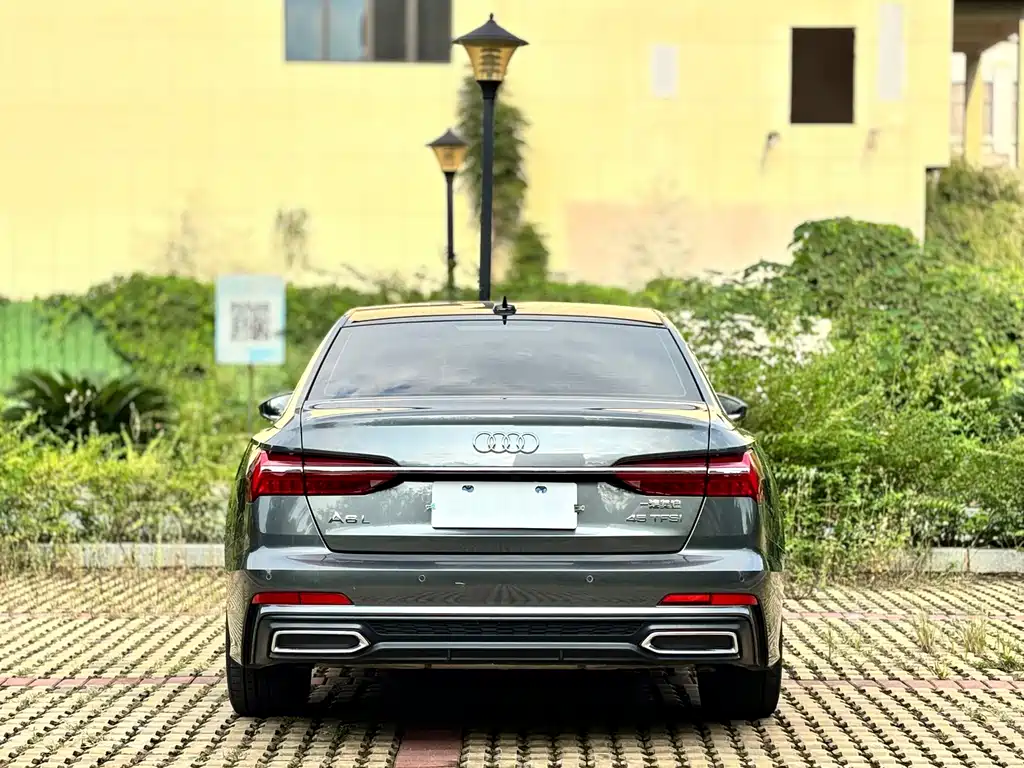 Audi A6L — миниатюра 7