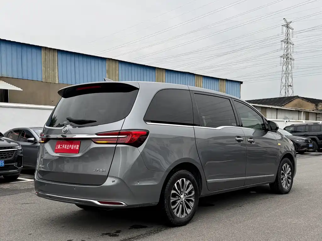 Buick GL8 — миниатюра 21