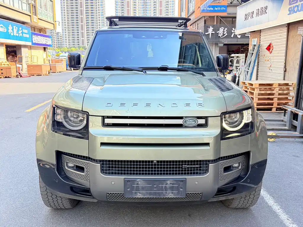 Land Rover Defender — миниатюра 2