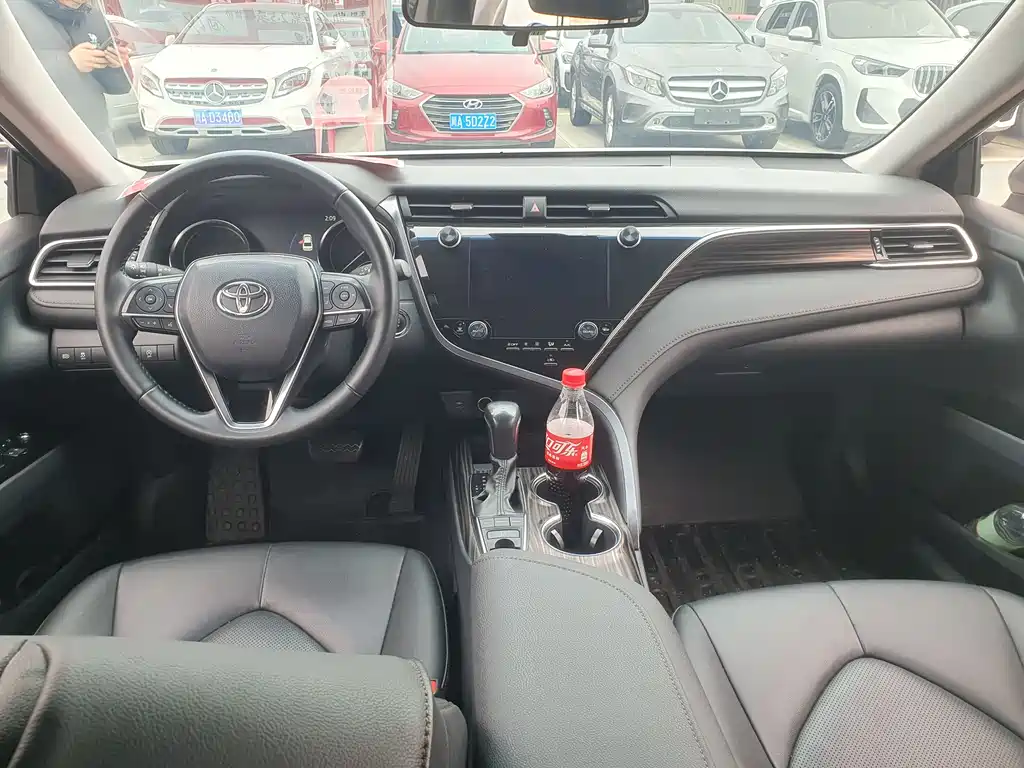 TOYOTA CAMRY