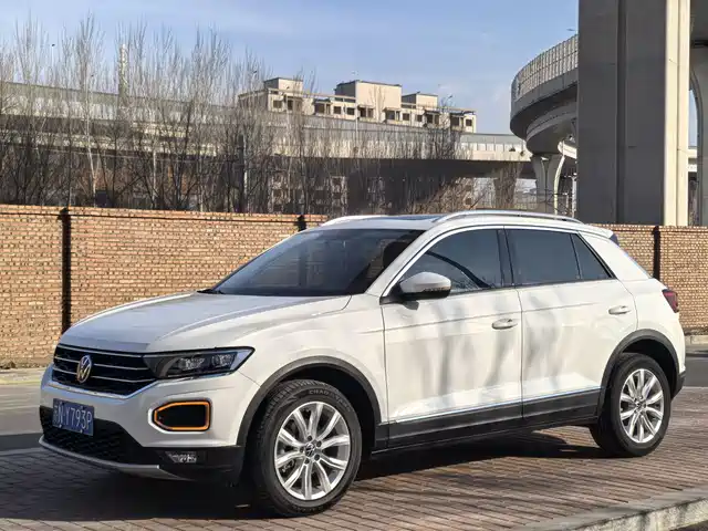 VOLKSWAGEN T ROC EXPLORING SONGS