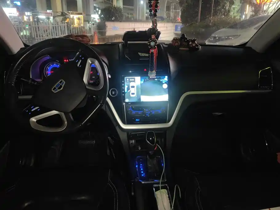 Geely Emgrand — миниатюра 12