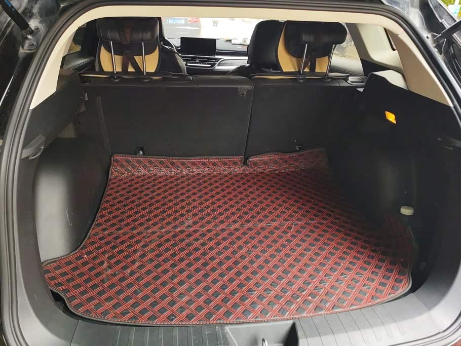 Haval Haval H6 1.5 л 2023 г. Чёрный, пробег 17700 км