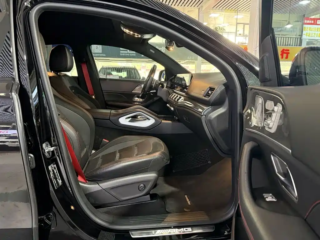 MERCEDES-BENZ GLE COUPE AMG