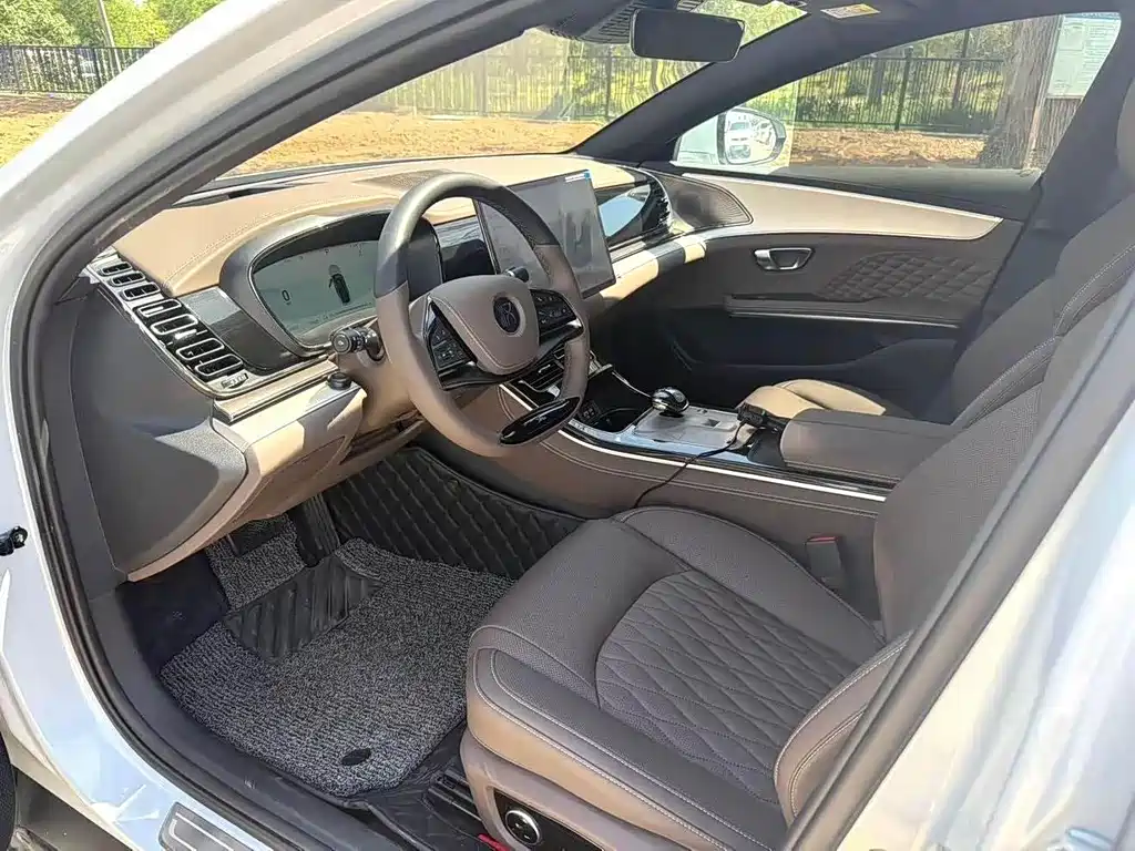 BYD Han — миниатюра 4