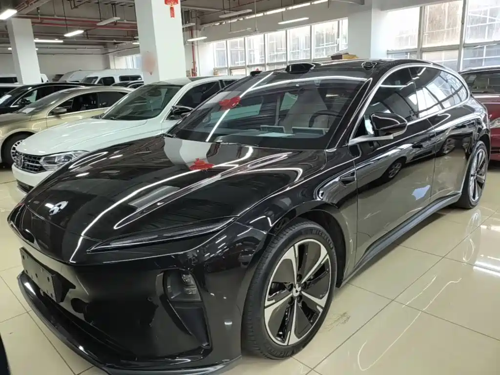 NIO ET5T
