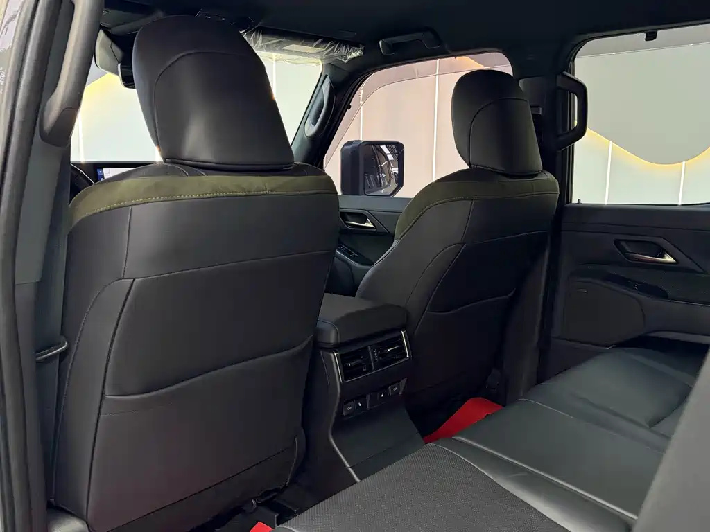 Lexus GX — миниатюра 16