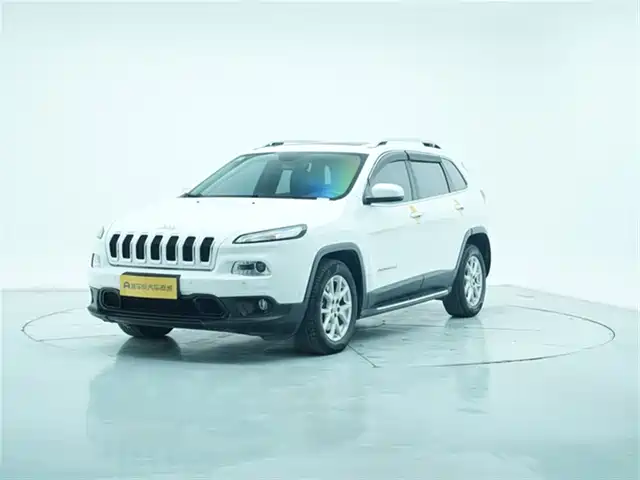 JEEP FREE LIGHT 2017