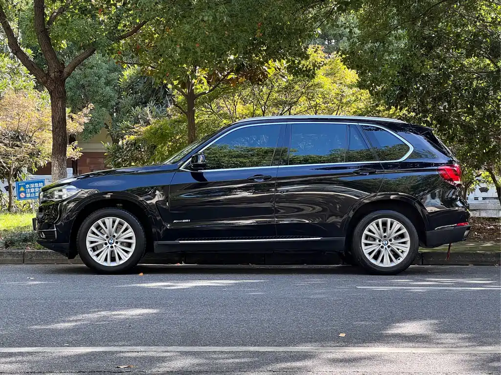 BMW X5 (Import) — миниатюра 7