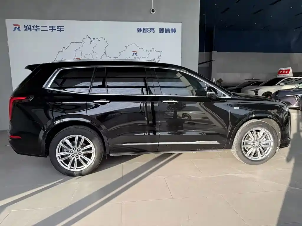 Cadillac XT6 — миниатюра 3