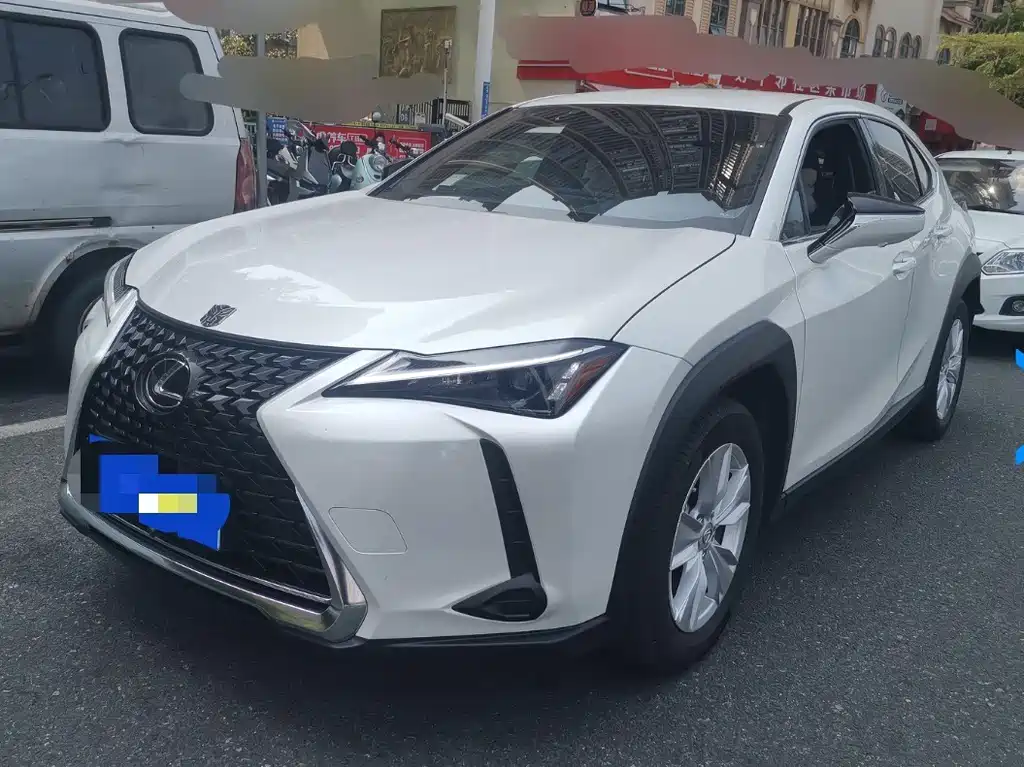 Lexus UX 2023