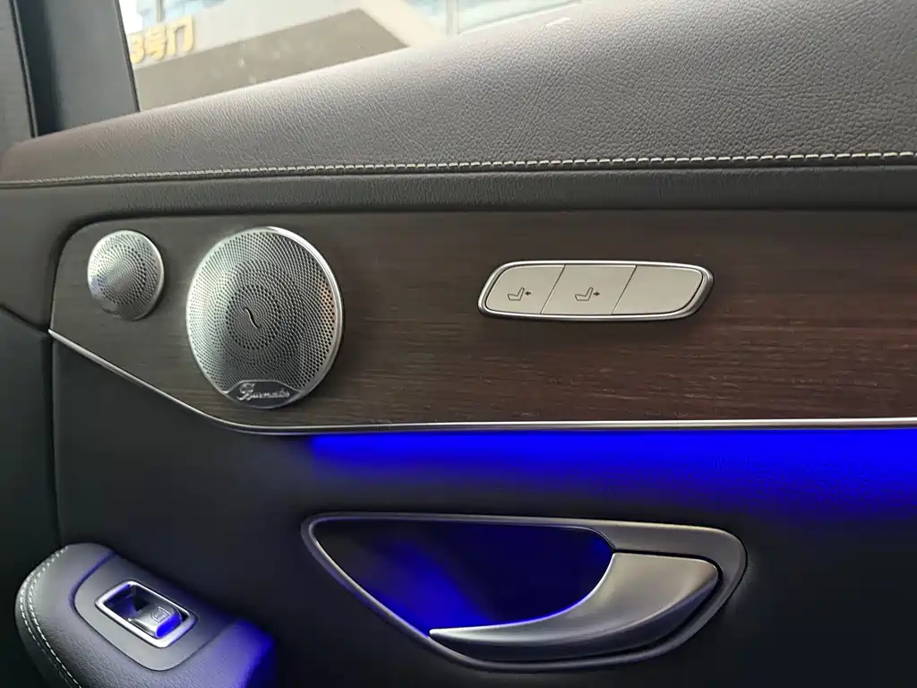 Mercedes-Benz GLC — миниатюра 18