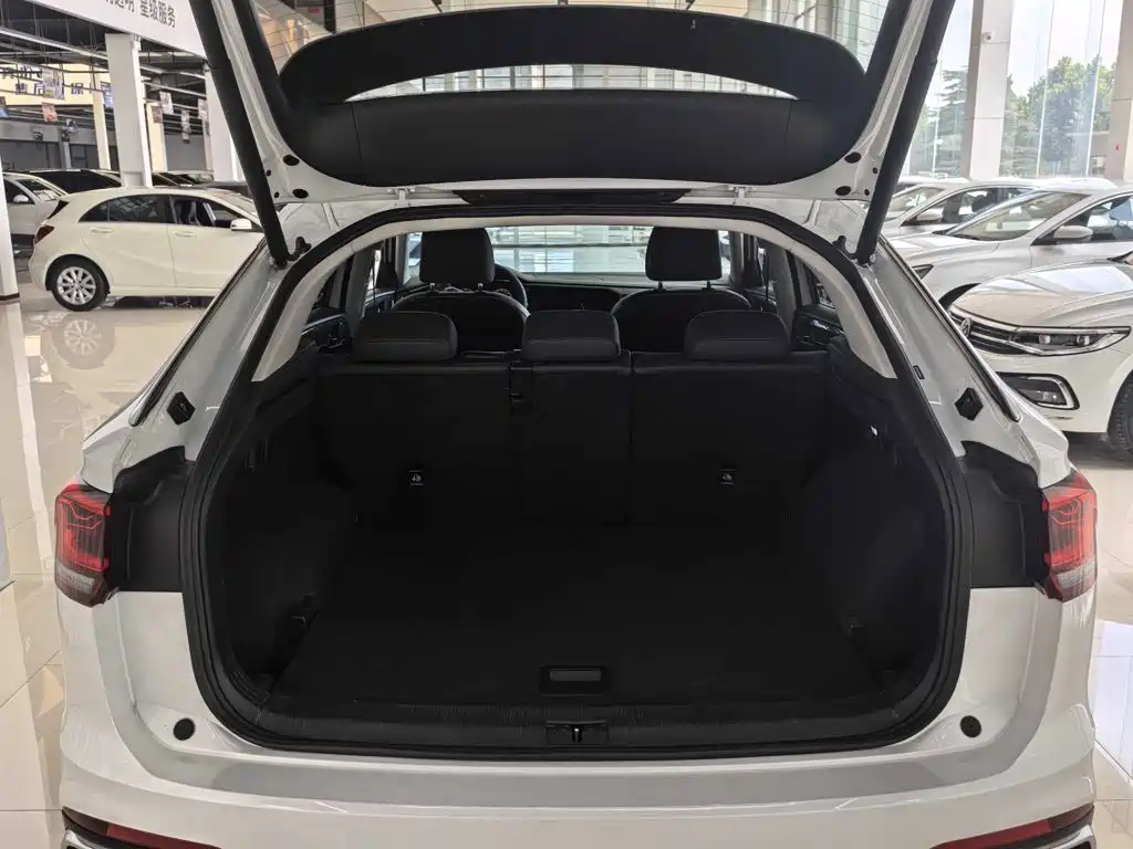Volkswagen X — миниатюра 19