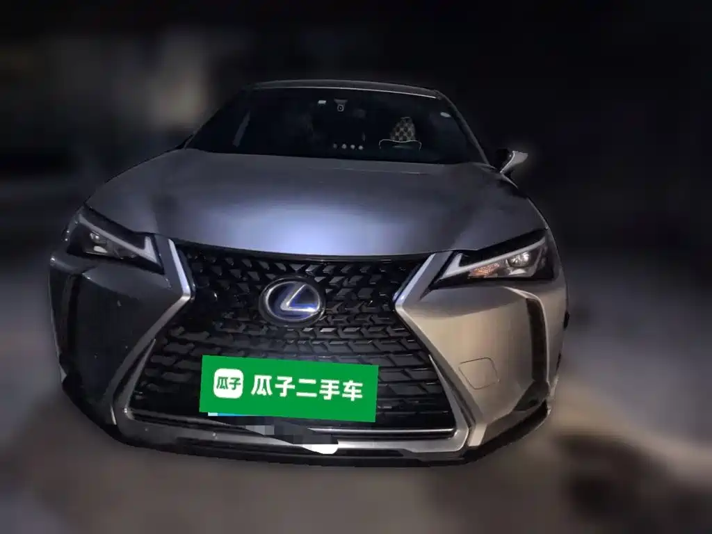 Lexus UX — миниатюра 23