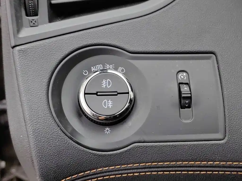 Buick LaCrosse — миниатюра 21