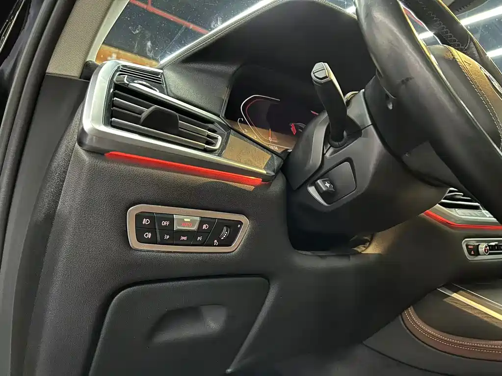 BMW X7 — миниатюра 8