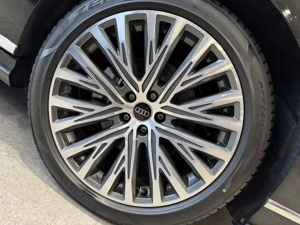 Audi A8 2025 A8L 50 TFSI quattro
