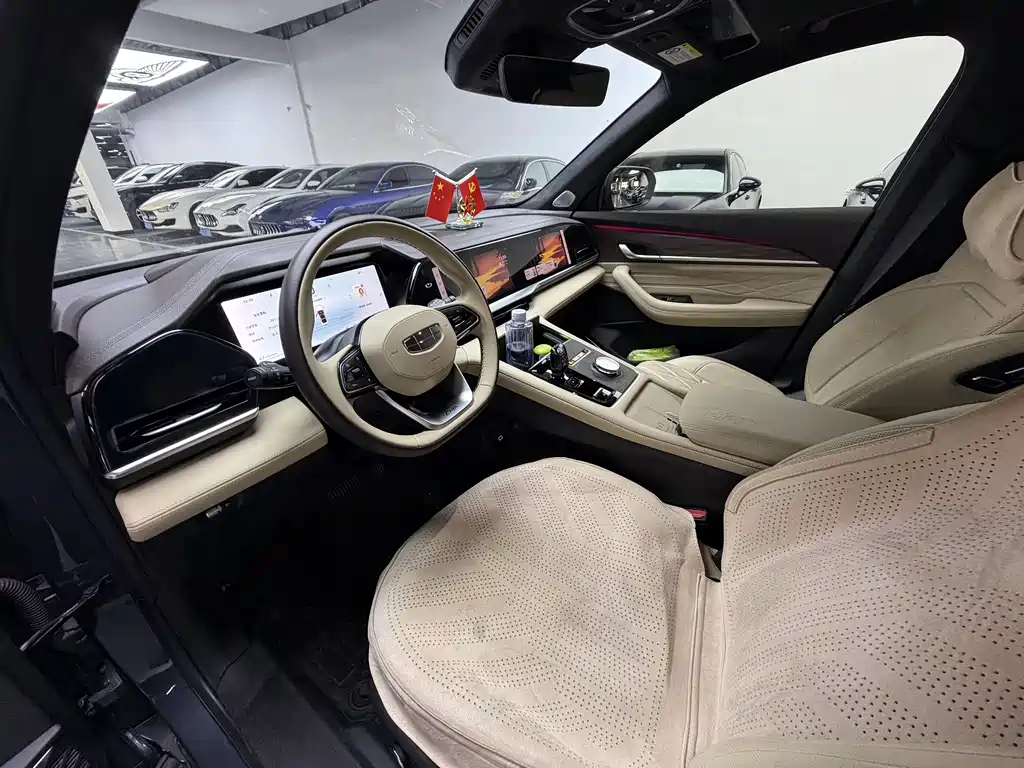 Geely Monjaro L 2025 2.0TD AT
