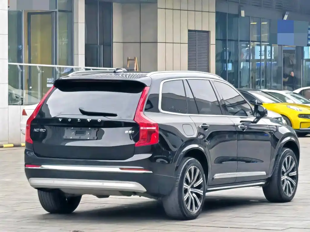 Volvo XC90 — миниатюра 12