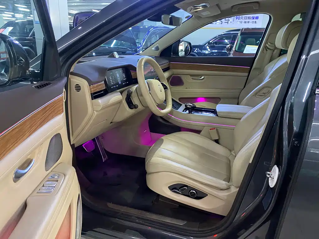 AITO ASK THE WORLD M7