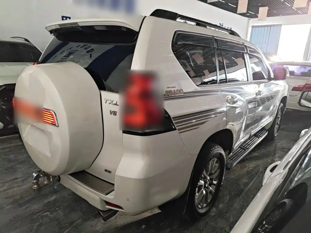 Toyota Prado — миниатюра 7