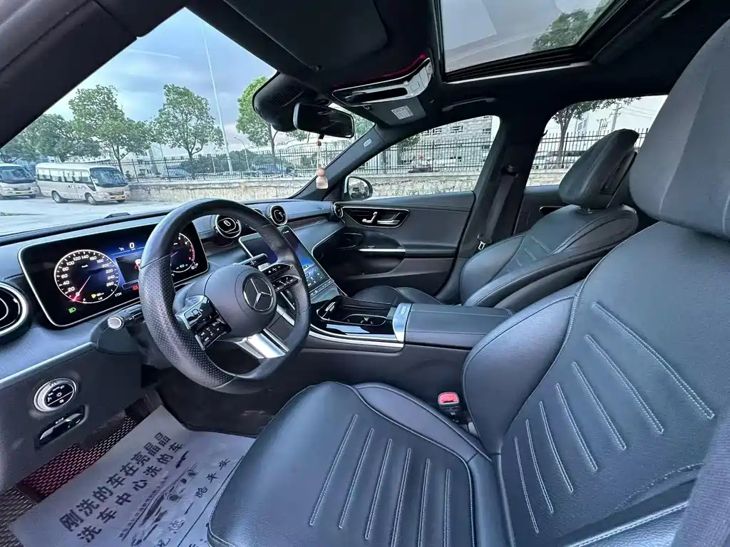 Mercedes-Benz C-Class — миниатюра 4