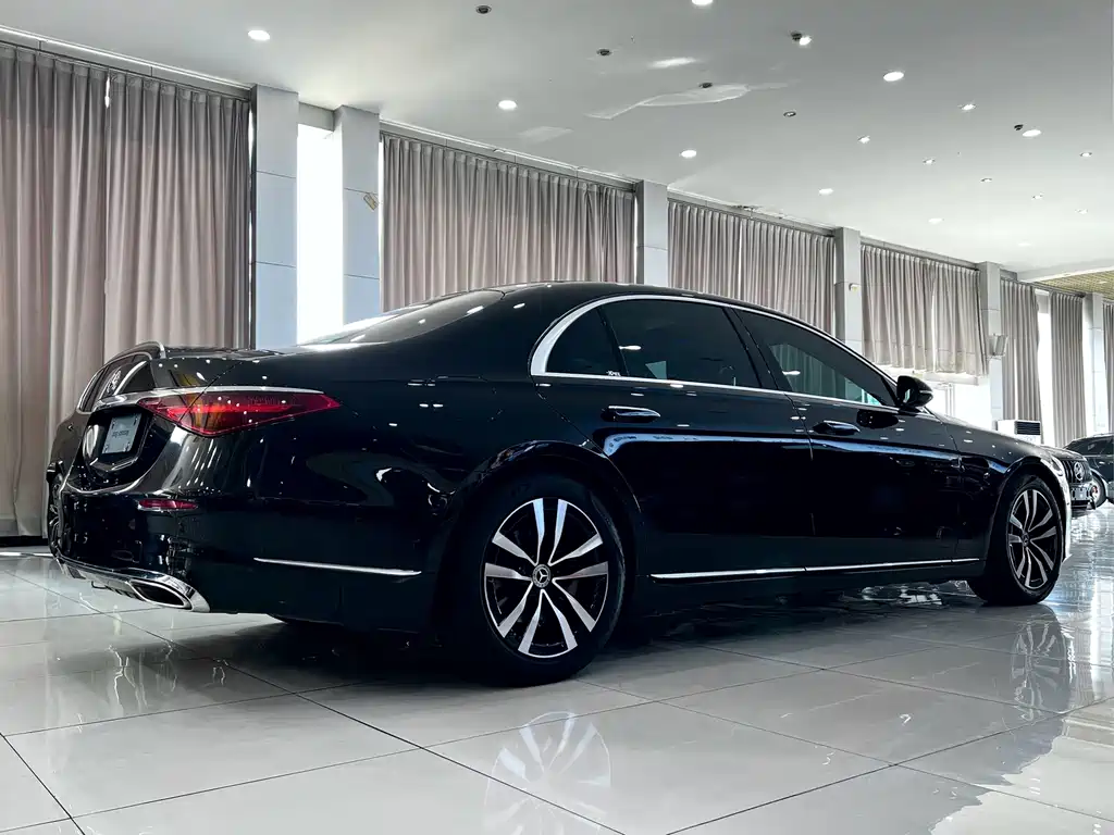 Mercedes-Benz S-Class — миниатюра 3