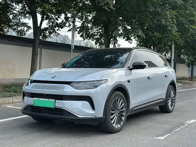 2025 Leapmotor C11