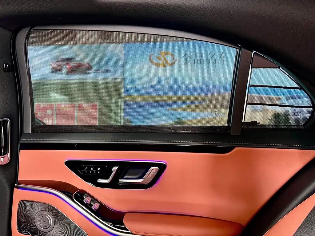 Mercedes-Benz S-Class — миниатюра 21
