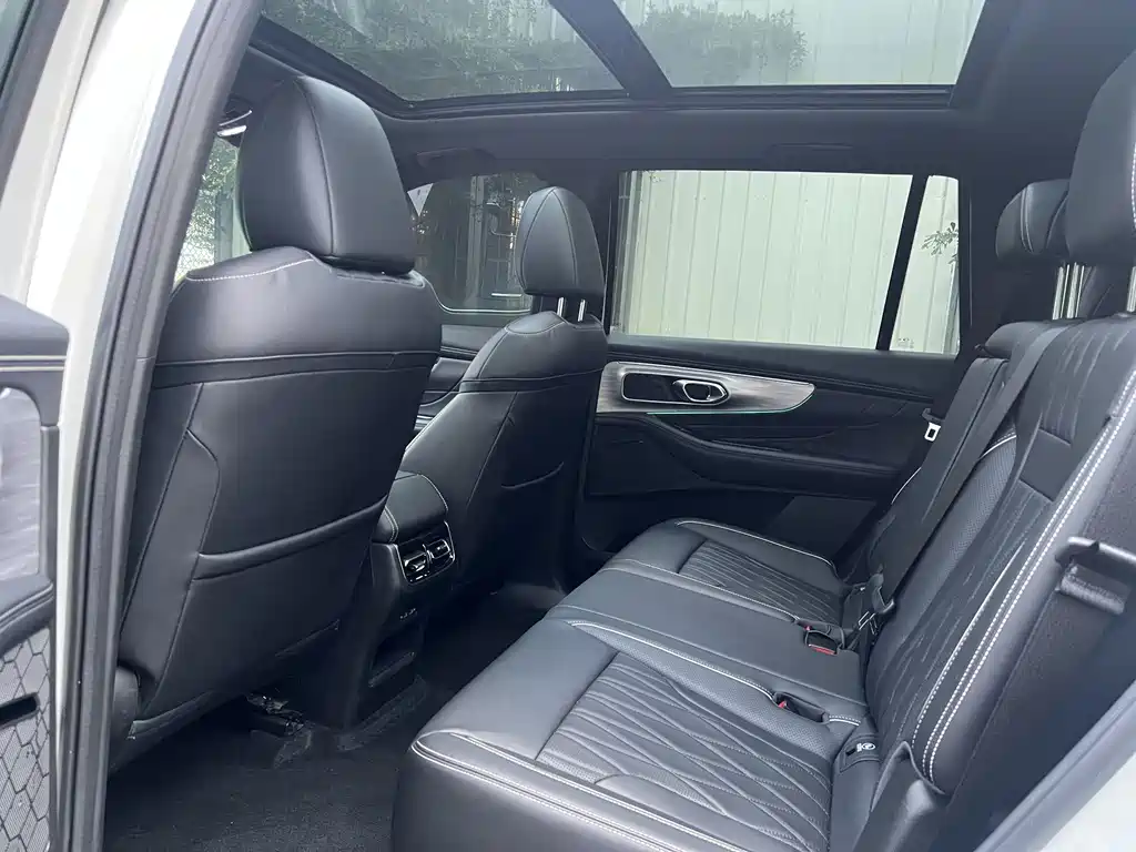 GAC Motor Trumpchi GS8 — миниатюра 6
